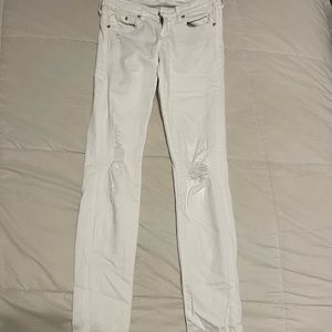 Super skinny low waist white jeans